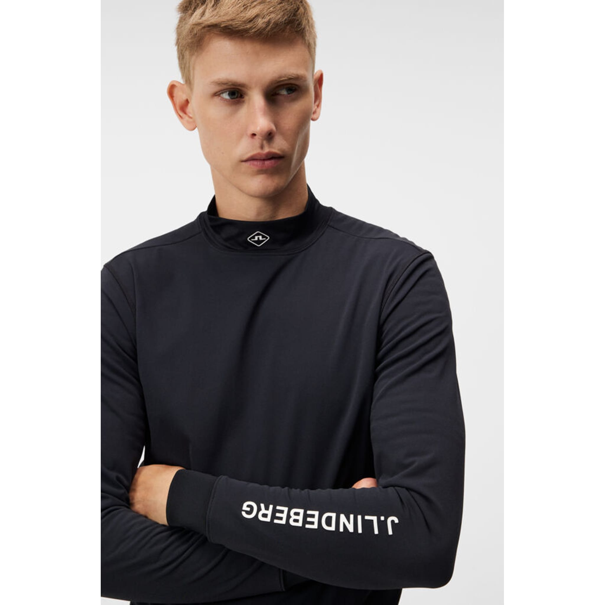 J. Lindeberg Til Hybrid Mid Layer Herren Schwarz Herren